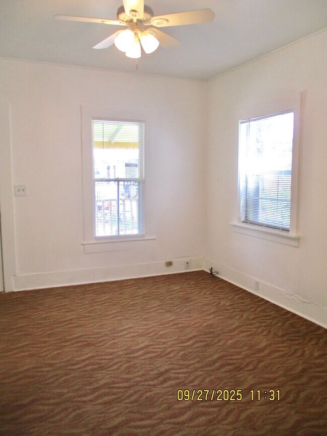 Foto del edificio - 131 Cottage Ln