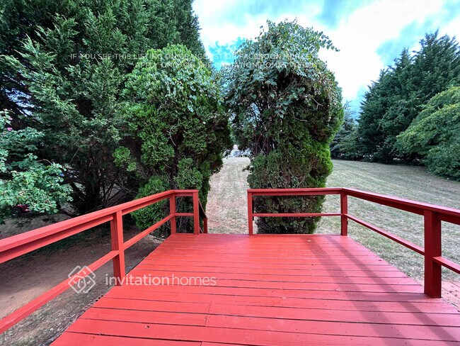 Foto del edificio - 3868 Crusade Dr