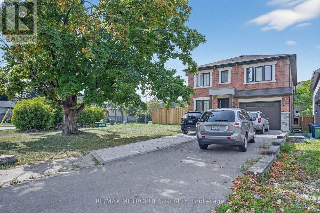 Primary Photo - 260 Beechgrove Dr