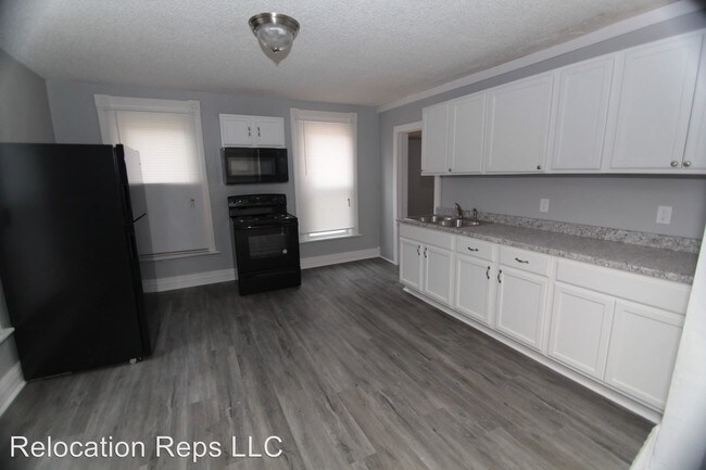 Foto del edificio - 4 br, 2 bath House - 752 17th Ave