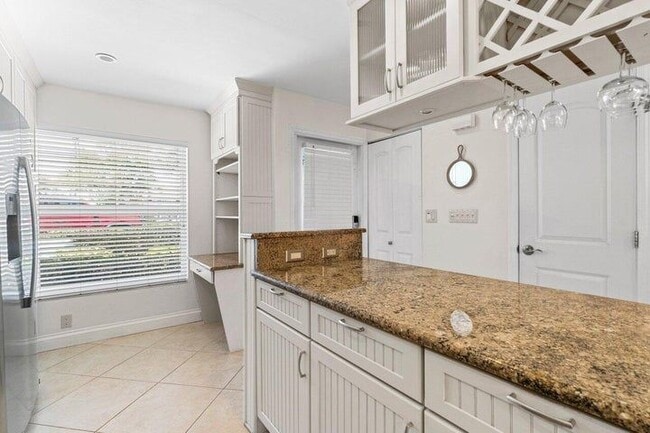 Foto del edificio - 842 SE 19th Ave