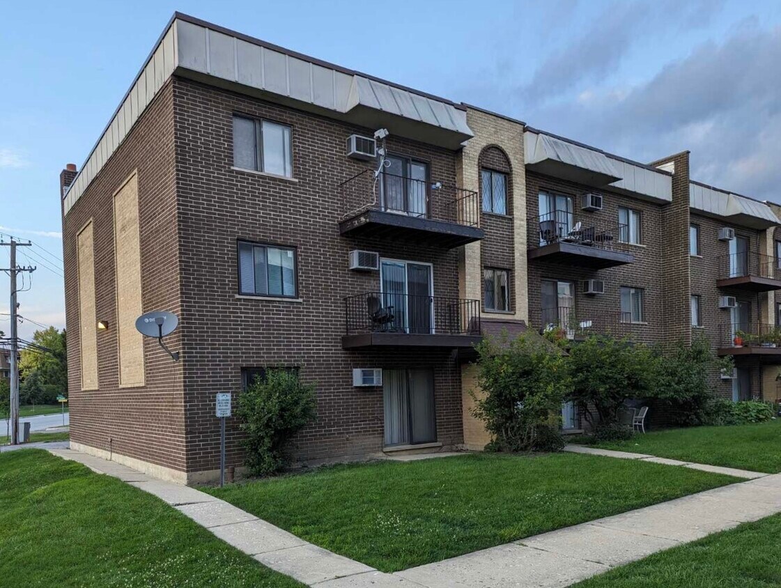 10433 Dearlove Rd Unit 5, Glenview, IL 60025 Condo for Rent in
