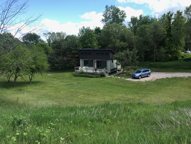 Building Photo - 3866 Zimmerman Rd