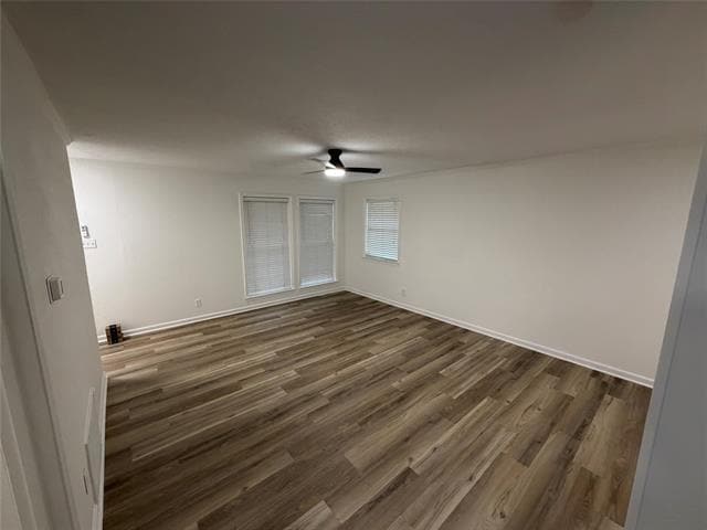 Foto del edificio - 5441 Wales Ave