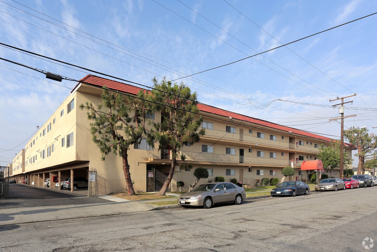 Village Pointe Apartments Hawthorne, CA