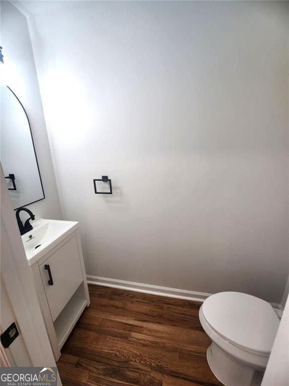 Building Photo - 2316 Strathmoor Manor Dr