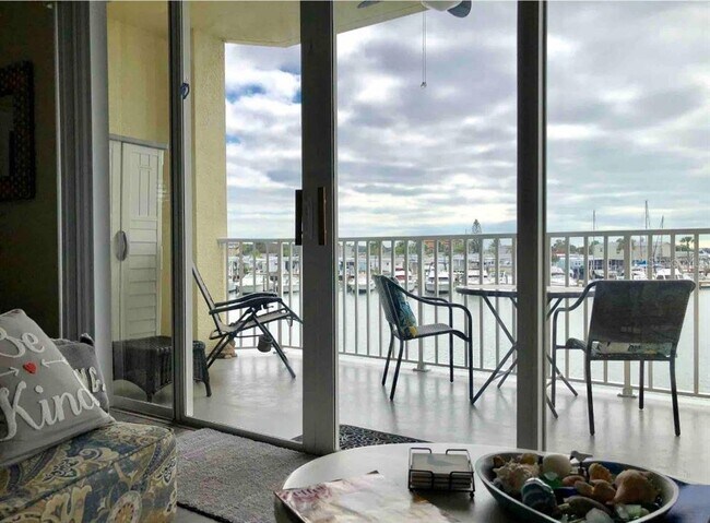Building Photo - 8800 Bay Pines Blvd