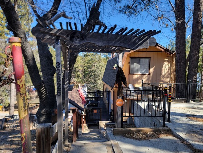 Foto del edificio - CABIN ARROWBEAR FURNISHED OR NOT