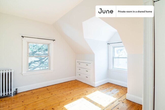 Foto del edificio - Room in Shared 7 bed/2 bath home in Brighton