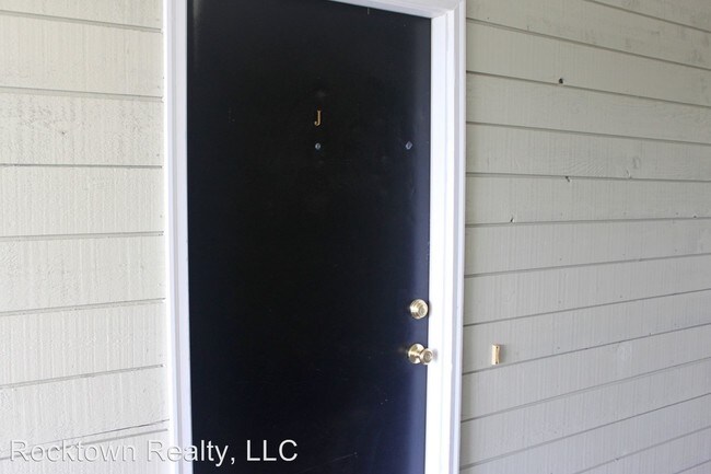 Building Photo - 1346 Hunters Rd