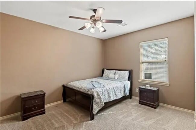 Foto del edificio - 3021 Towers Pkwy