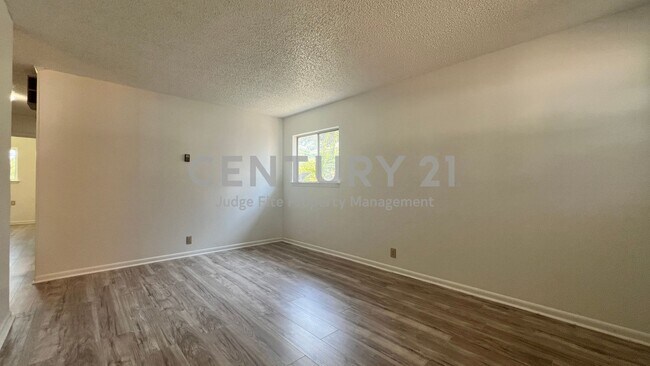 Building Photo - Charming 3/1/1 in Fort Worth For Rent!