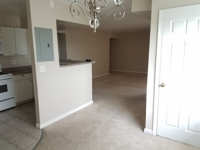 Foto del edificio - 2500 Markham Ln