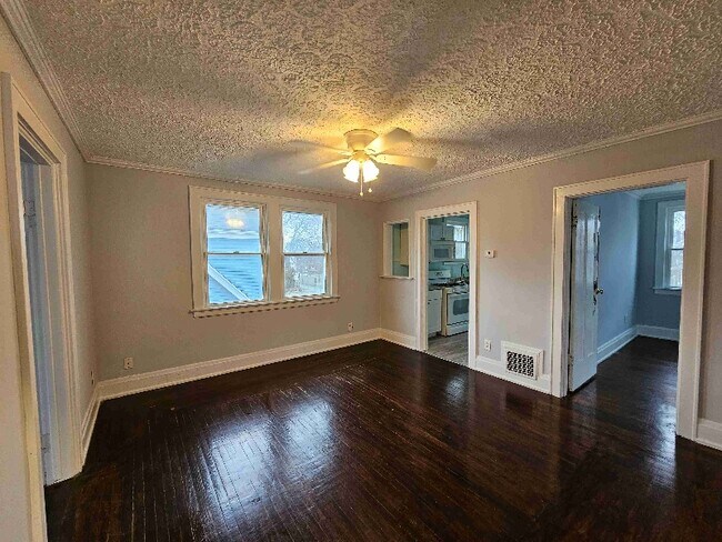 Foto del edificio - 1232 Laidlaw Ave