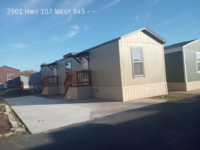 Building Photo - 2901 Hwy 107