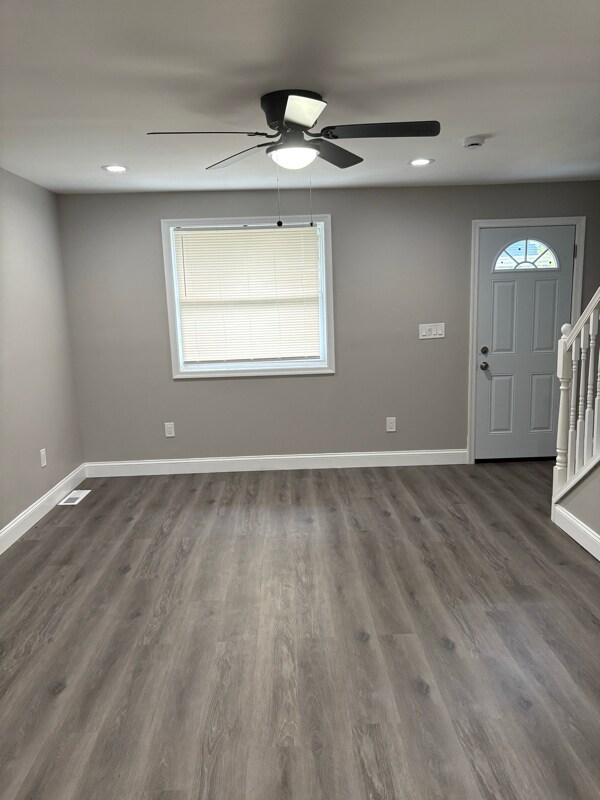 Building Photo - 4905 Chalgrove Ave