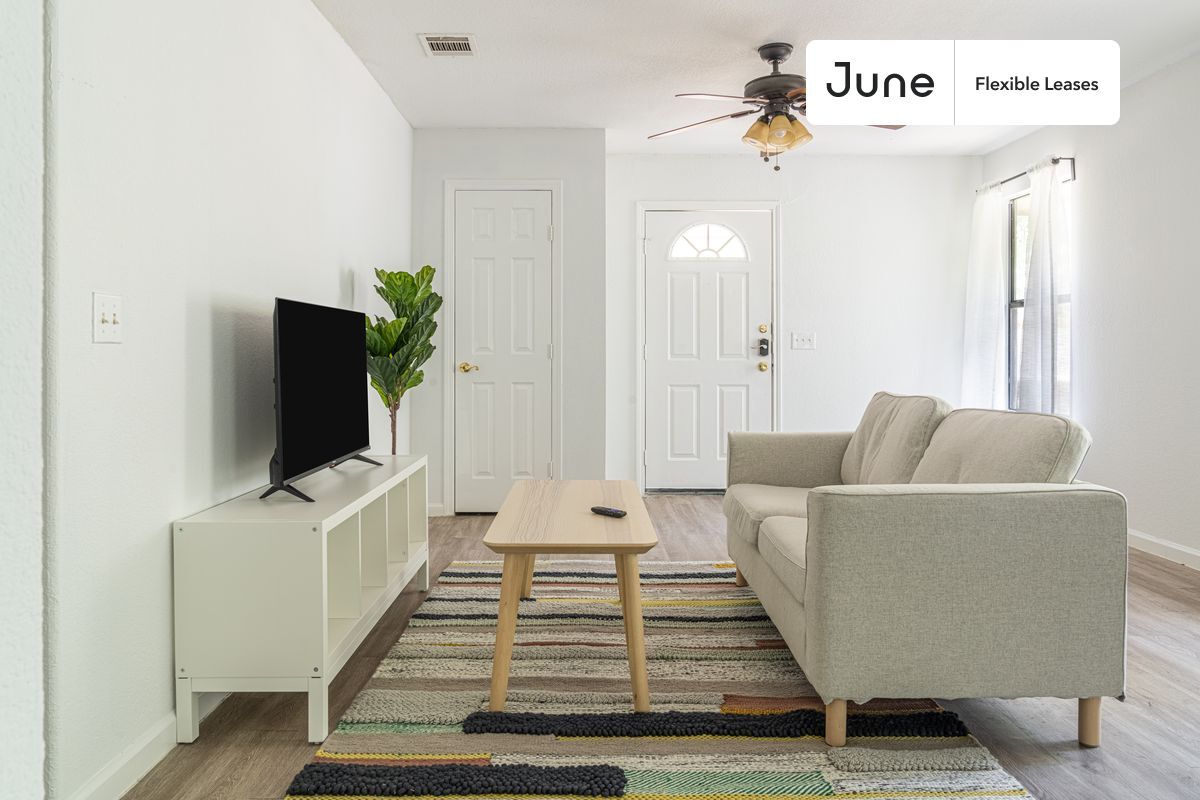 Foto principal - 5105 Spruce Cove