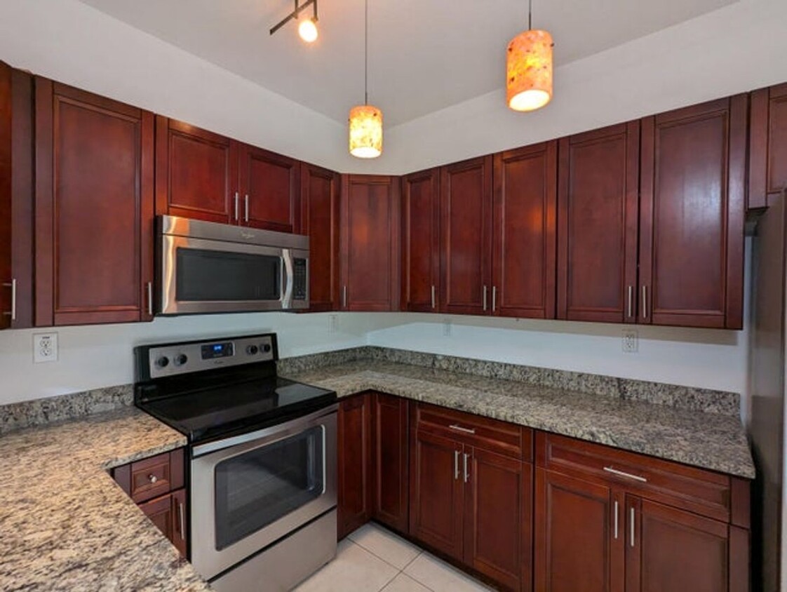 Foto principal - 10781 NW 81st Ln