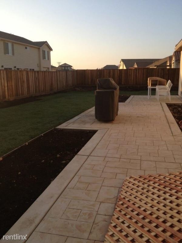 Foto del edificio - 6 br, 3.5 bath House - 1170 Jasmine Way