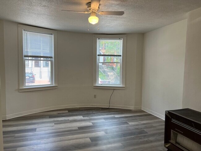 Foto del edificio - 217 Webster St