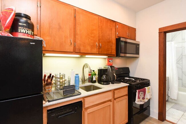 Foto del edificio - 2821 W Shakespeare Ave