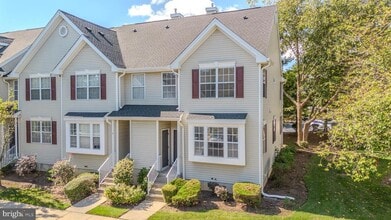Building Photo - 1311 Blossom Cir