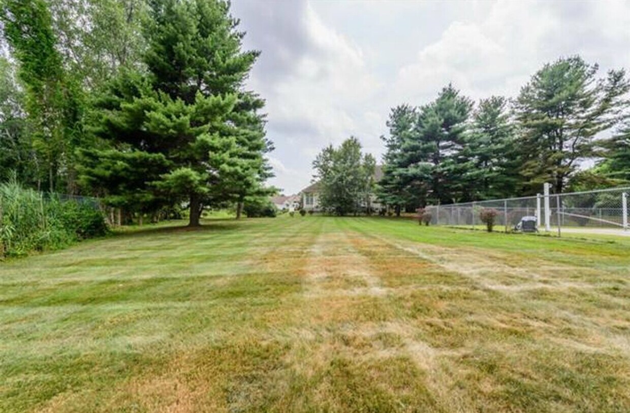 Primary Photo - 1009 Misty Meadow Ln