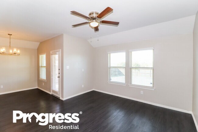 Foto del edificio - 3245 Emerson Rd