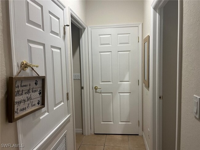 Building Photo - 9631 Spanish Moss Way