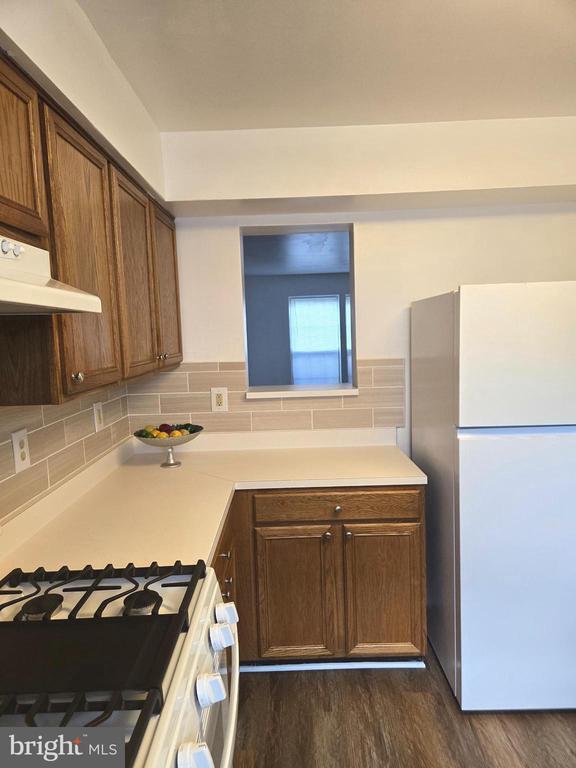 Building Photo - 6603 Buskin Ln