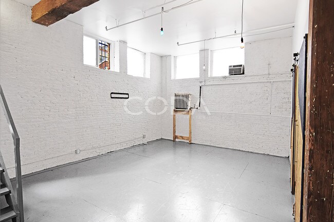 Foto del edificio - 119 N 11th St