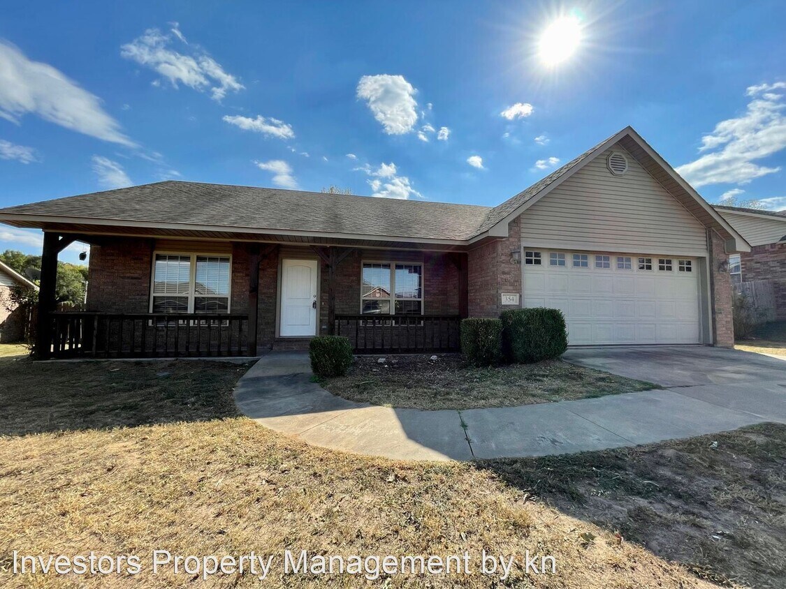 3 br, 2 bath House 354 Kings Mountain Loop House Rental in