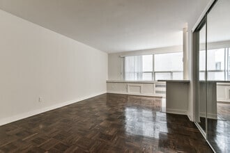 Building Photo - 103 Avenue Rd