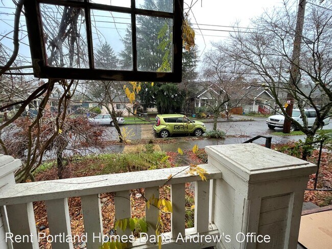 Foto del edificio - 4 br, 1 bath House - 5329 SE 70th Ave