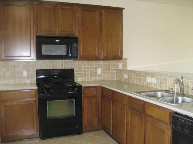 Foto del edificio - 7419 Sabinal Creek Dr