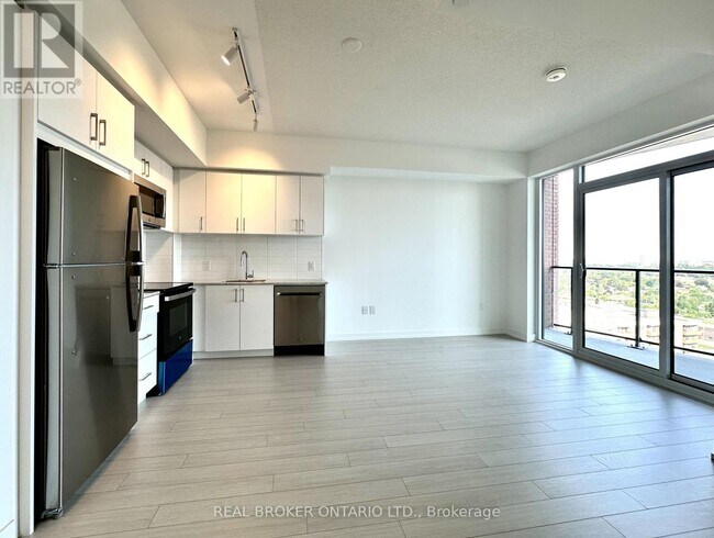 Photo du bâtiment - 4010 Eglinton Ave W