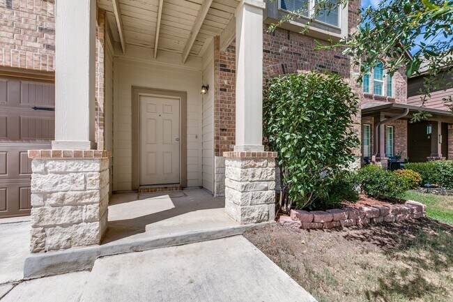 Foto del edificio - SPACIOUS 4-BEDROOM HOME IN CONVERSE
