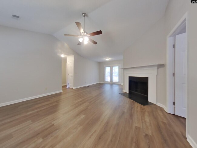 Foto del edificio - 14 Iron Spot Cir