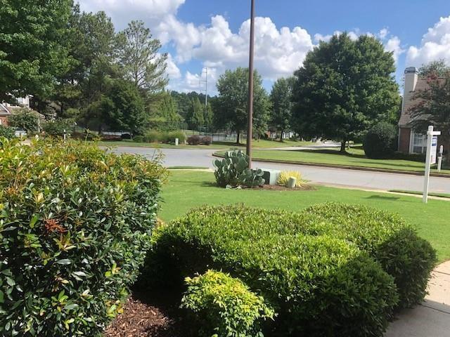 Foto del edificio - 2495 Lakebrooke Dr