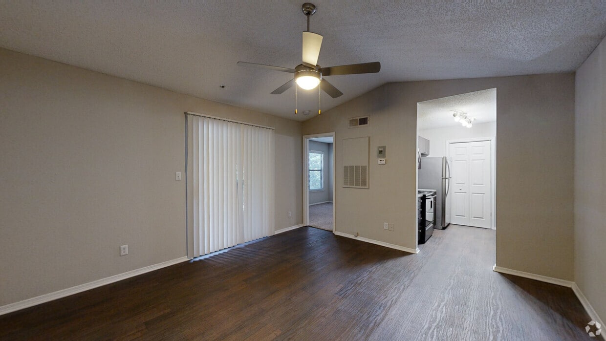 Photo - Clairmont Reserve Apartment Homes