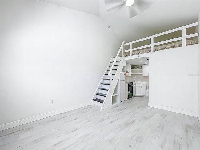 Foto del edificio - 1600 Pasadena Dr