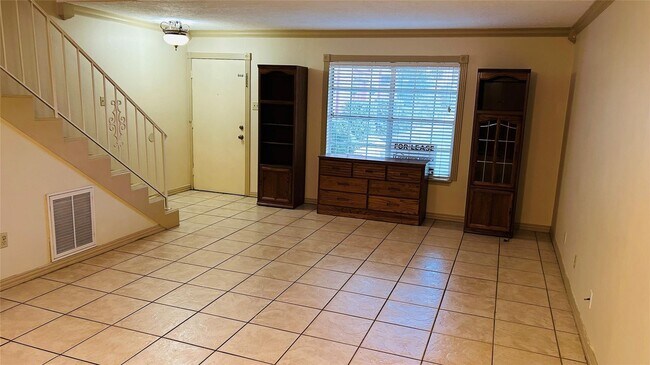 Foto del edificio - 7600 Burgoyne Rd