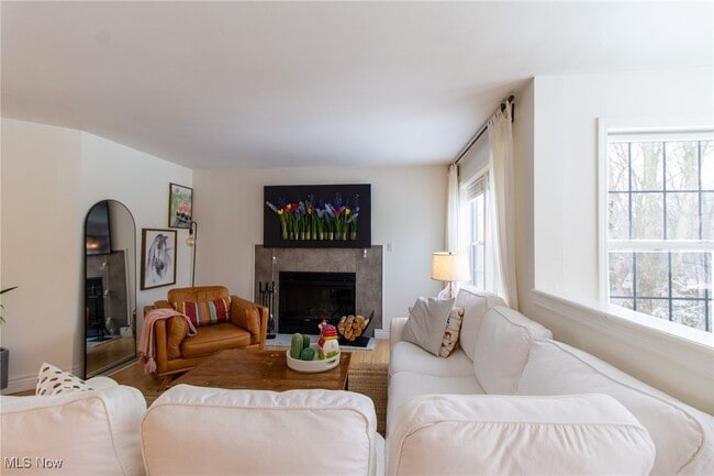 Foto del edificio - 889 Holborn Rd