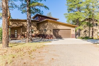 Building Photo - 642 Twincreek Cir