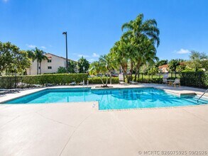 Building Photo - 3330 Pinewalk Dr N