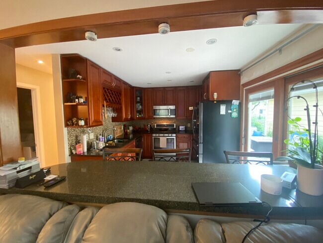 Foto del edificio - 1748 Brookdale Rd