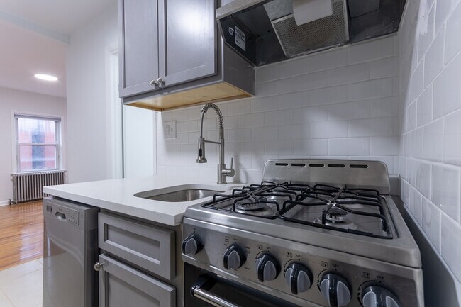Foto del edificio - 1010 Pine St