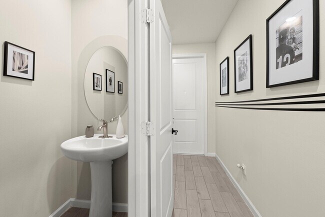 Foto del edificio - 1653 Lindley St