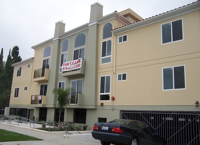 Building Photo - 14628 Sylvan St