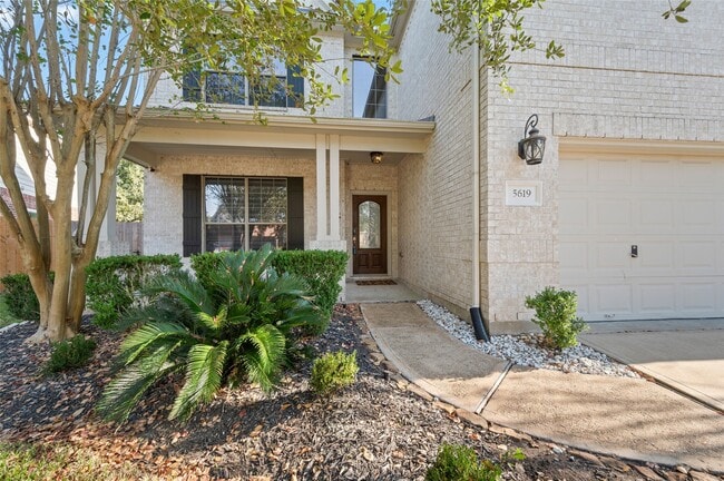 Foto del edificio - 5619 Honey Brook Ct